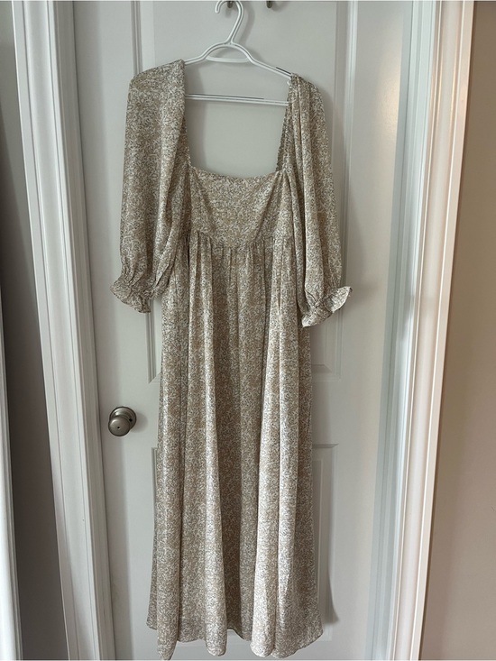 Storia Dresses & Skirts - Storia Cream Floral Square-Neck Maxi Dress